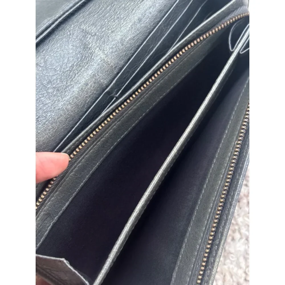 Balenciaga Black Leather Continental Wallet With Zippered Pocket & Snap Closure - Picture 9 of 13